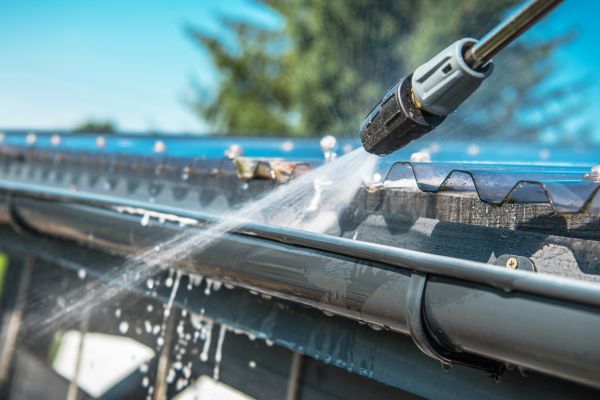 Gutter Pressure Washing in Yakima