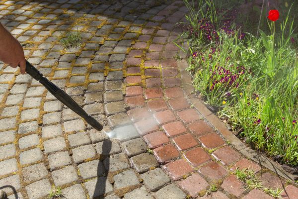 Walkway Cleaning Service in Yakima