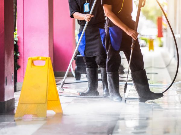 Commercial Power Washing in Yakima