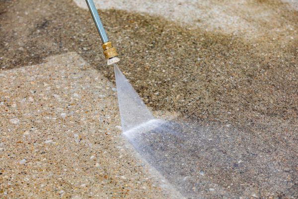Cost of Driveway Pressure Cleaning in Yakima