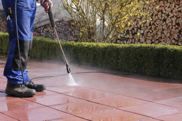 Driveway Pavers Cleaning in Yakima