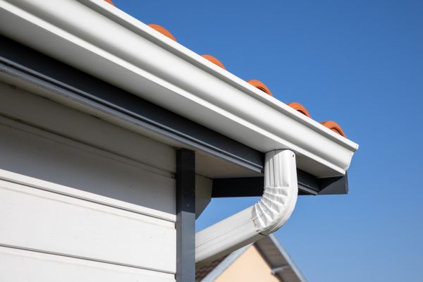 Roofline Cleaning in Yakima