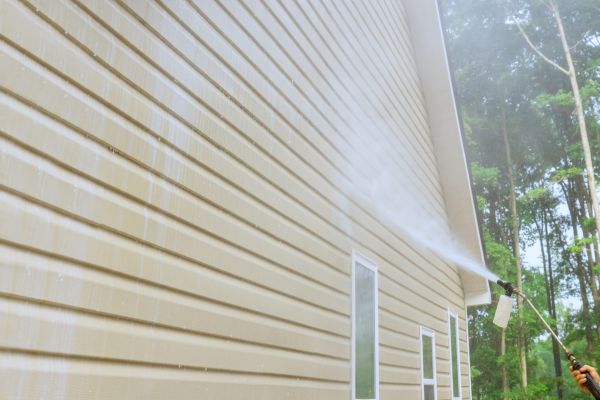 Home Exterior Washing in Yakima