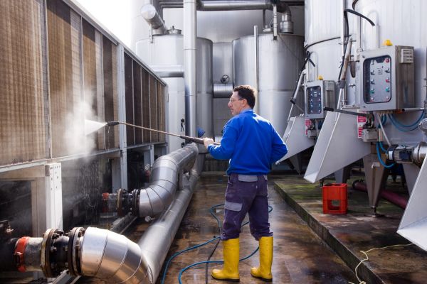 Business Pressure Washing in Yakima