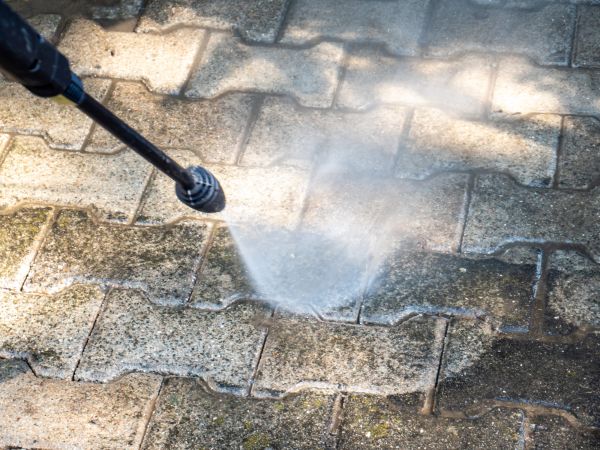 Paver Pressure Washing in Yakima