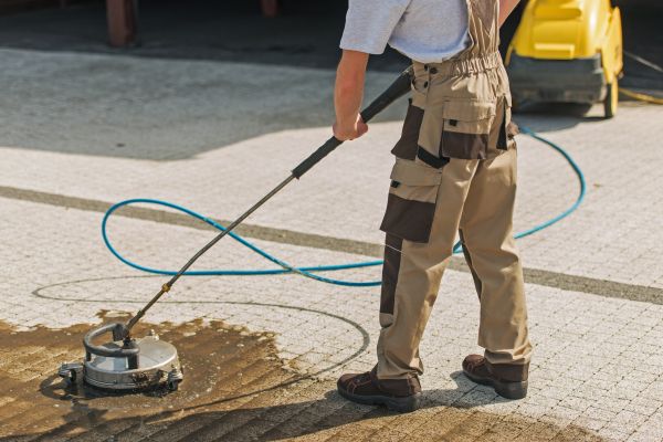 Cost of Townhouse Driveway Cleaning in Yakima