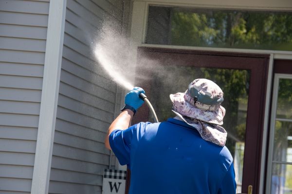 Siding Pressure Washing in Yakima