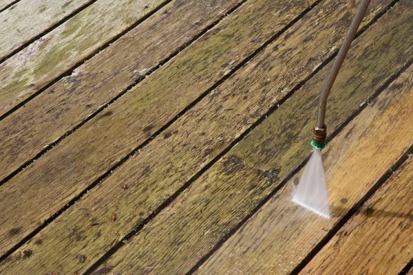 Deck Mold Removal in Yakima