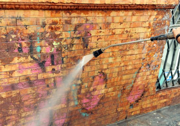 Brick Graffiti Cleaning in Yakima