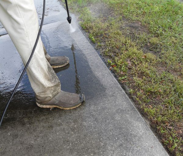 Cost of Concrete Slab Powerwashing in Yakima